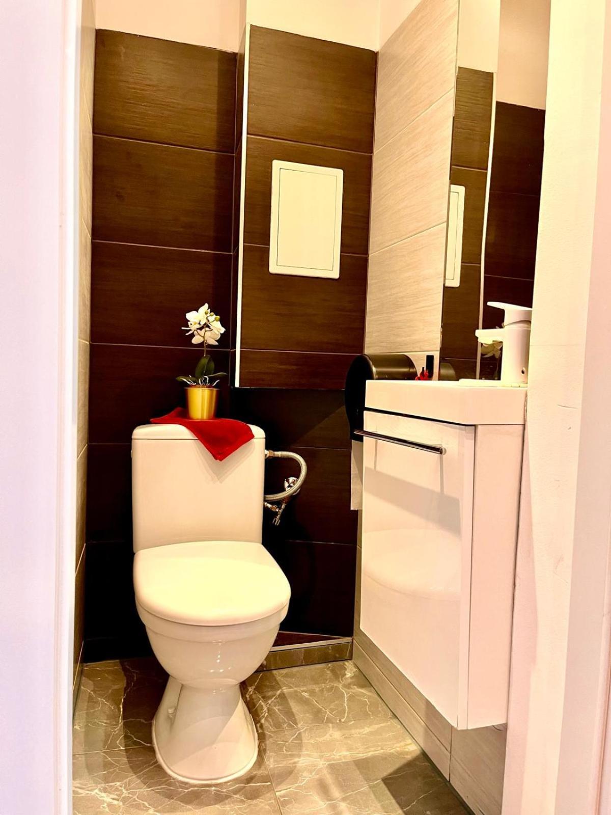 Petit 1 Bed Room Condo Warszawa Center Экстерьер фото