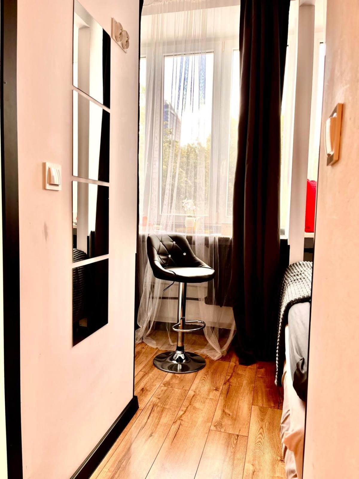 Petit 1 Bed Room Condo Warszawa Center Экстерьер фото