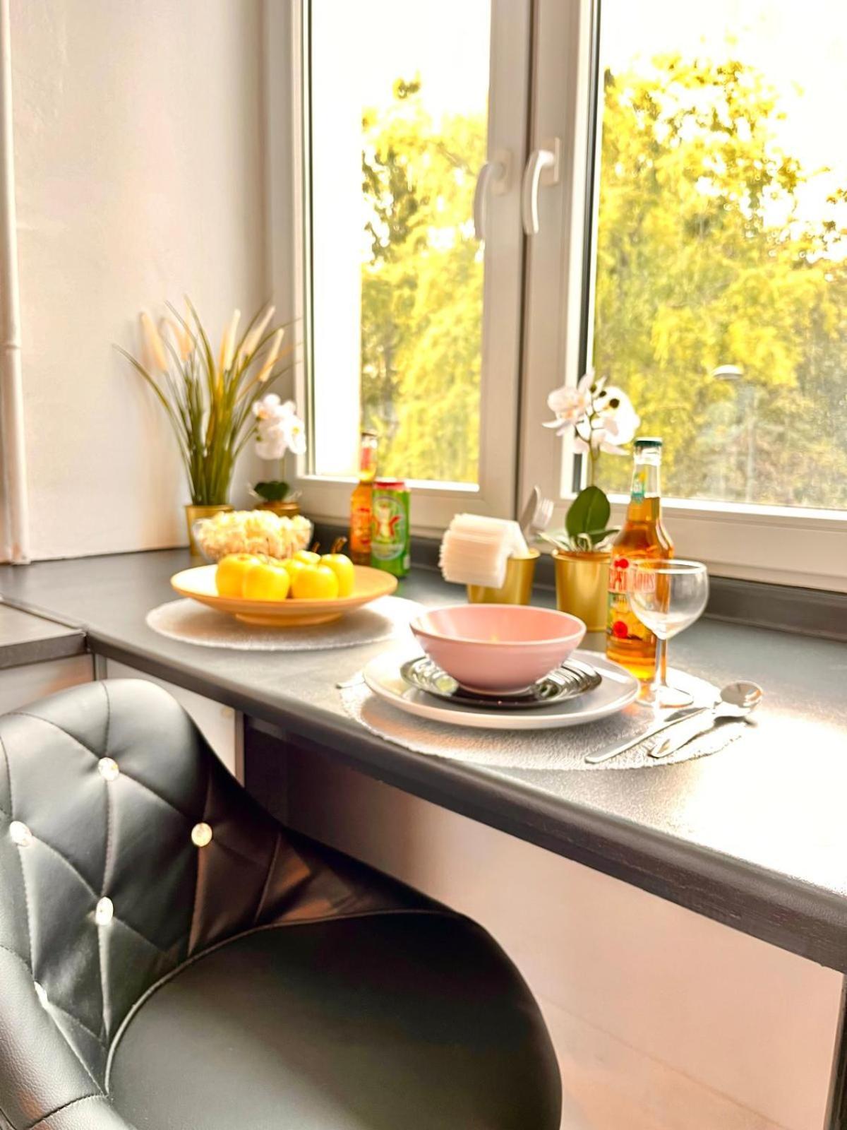 Petit 1 Bed Room Condo Warszawa Center Экстерьер фото